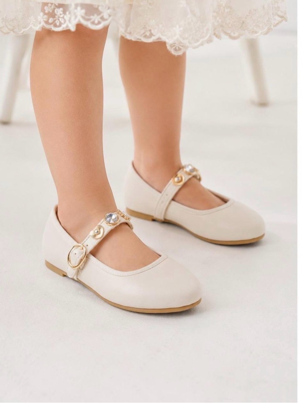 art class Cream Mary Jane Dress Shoes with Jewel Strap